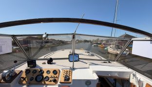 Lytton Discovery 850 - Kontiki - 3 Berth Inland cruiser