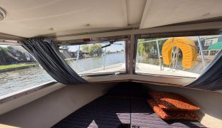 Lytton Discovery 850 - Kontiki - 3 Berth Inland cruiser