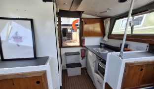 Maderia 27 - Lady Jane - 4 Berth 27ft Inland cruiser 