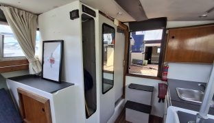 Maderia 27 - Lady Jane - 4 Berth 27ft Inland cruiser 