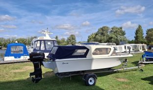 Broom Scorpio - Lady Lulu - Sports boat