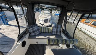 Pace Reflection - Supermac - 4 Berth Inland cruiser 