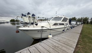 Princess 30DS - Sea Dart - 6 Berth Inland cruiser with offshore potential  
