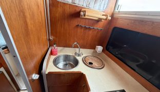 Princess 30DS - Sea Dart - 6 Berth Inland cruiser with offshore potential  