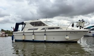 Princess 30DS - Sea Dart - 6 Berth Inland cruiser with offshore potential  