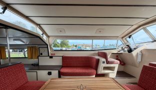 Connoisseur Commodore 1370 - ALL RIGHT NOW - 6 Berth Inland river cruiser