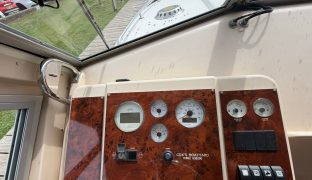 Connoisseur Commodore 1370 - ALL RIGHT NOW - 6 Berth Inland river cruiser