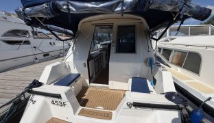 Alphacraft 26 - Dragonfly - 5 Berth cruiser