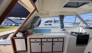 Alphacraft 26 - Dragonfly - 5 Berth cruiser