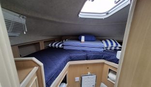 Faircraft 33 DC - Pura Vida - 6 Berth Inland cruiser 