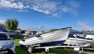 Utity/Day Fishing boat - DOLLY - Utity/Day Fishing boat