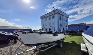 Utity/Day Fishing boat - DOLLY - Utity/Day Fishing boat