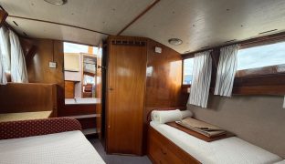 Bourne 35 - Honesty - 4 Berth Classic inland cruiser 