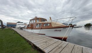 Bourne 35 - Honesty - 4 Berth Classic inland cruiser 