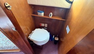 Freeman 23 - Swanee - 4 Berth Classic inland cruiser 