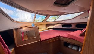 Faircraft 33 - Go With The Flow - 6 Berth Inland Broads cruiser 