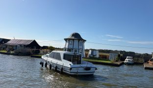 Aquabell 28 - GERTRUDE - 4 Berth Inland cruiser