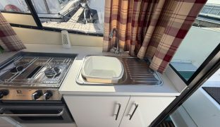 Aquabell 28 - GERTRUDE - 4 Berth Inland cruiser