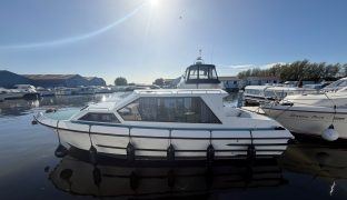 Aquabell 28 - GERTRUDE - 4 Berth Inland cruiser