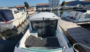 Aquabell 28 - GERTRUDE - 4 Berth Inland cruiser