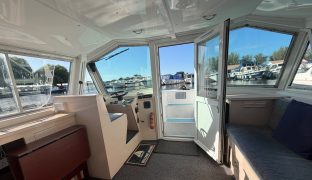 Alphacraft 32 - Bittern - 6 Berth Inland cruiser 