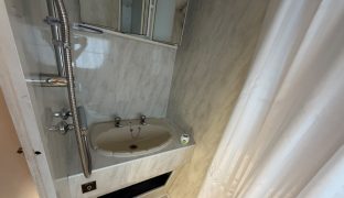 Alphacraft 32 - Bittern - 6 Berth Inland cruiser 