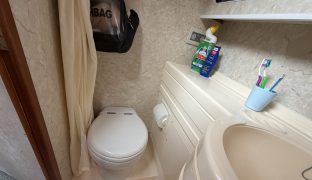 Shadow 26 - Julie Marie - 4 Berth Boat