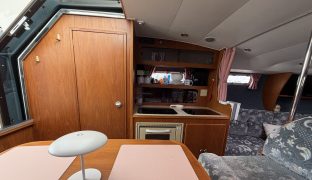 Shadow 26 - Julie Marie - 4 Berth Boat