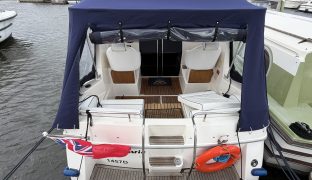Shadow 26 - Julie Marie - 4 Berth Boat