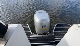 Princess 33 - Eva's Mist - 6 Berth Semi-displacement motor cruiser