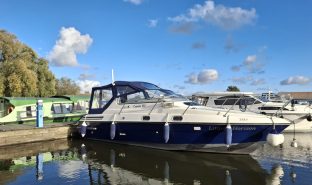 Falcon Capriole 850 - Litton Horizon - 4 Berth River cruiser and sports-style motorboat