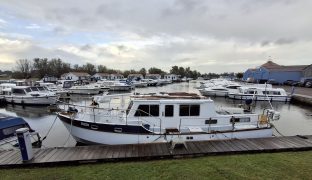 Norseman 38 - Windfall Of Wessex - 5 Berth Classic British motor cruiser