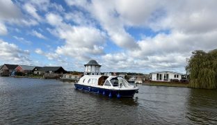 Alphacraft 31 - Burehaven - 4 Berth Inland cruiser 