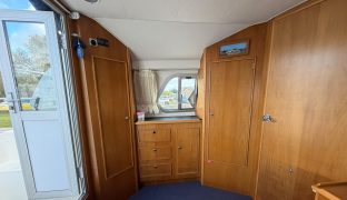 Alphacraft 31 - Burehaven - 4 Berth Inland cruiser 
