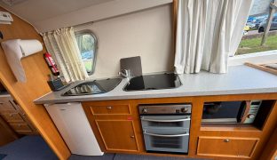Alphacraft 31 - Burehaven - 4 Berth Inland cruiser 